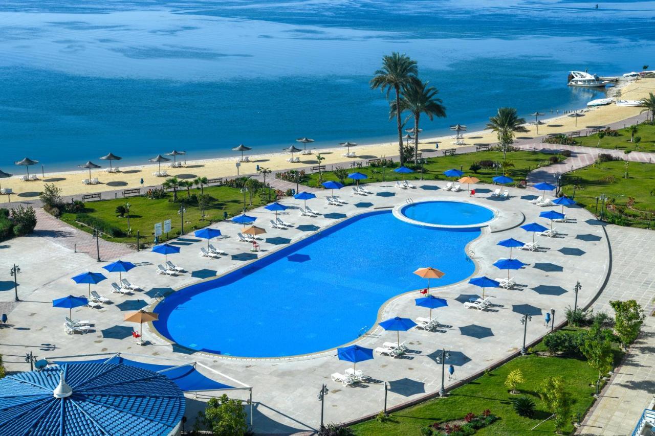 Tolip El Forsan Hotel Исмаилия Екстериор снимка The pool at the Grand Hotel