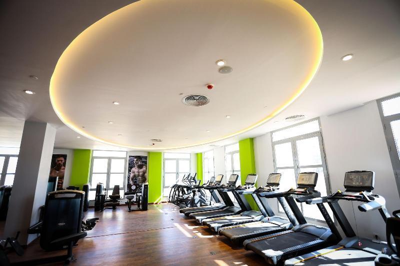 Tolip El Forsan Hotel Исмаилия Екстериор снимка The gym at the London Bridge Campus