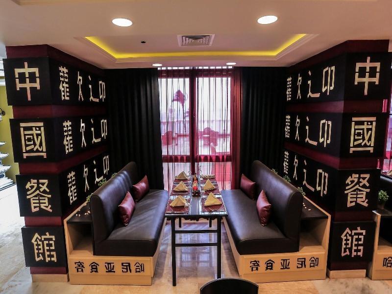 Tolip El Forsan Hotel Исмаилия Екстериор снимка Interior of a restaurant in Beijing
